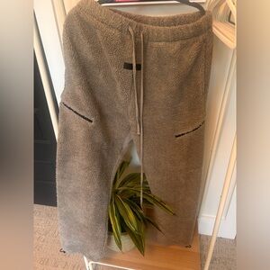 ESSENTIALS POLAR FLEECE PANTS